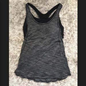 Lululemon tank w built in bra